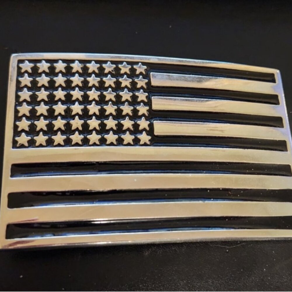 Large American Flag Belt Buckle/ Silver Star/ 2004